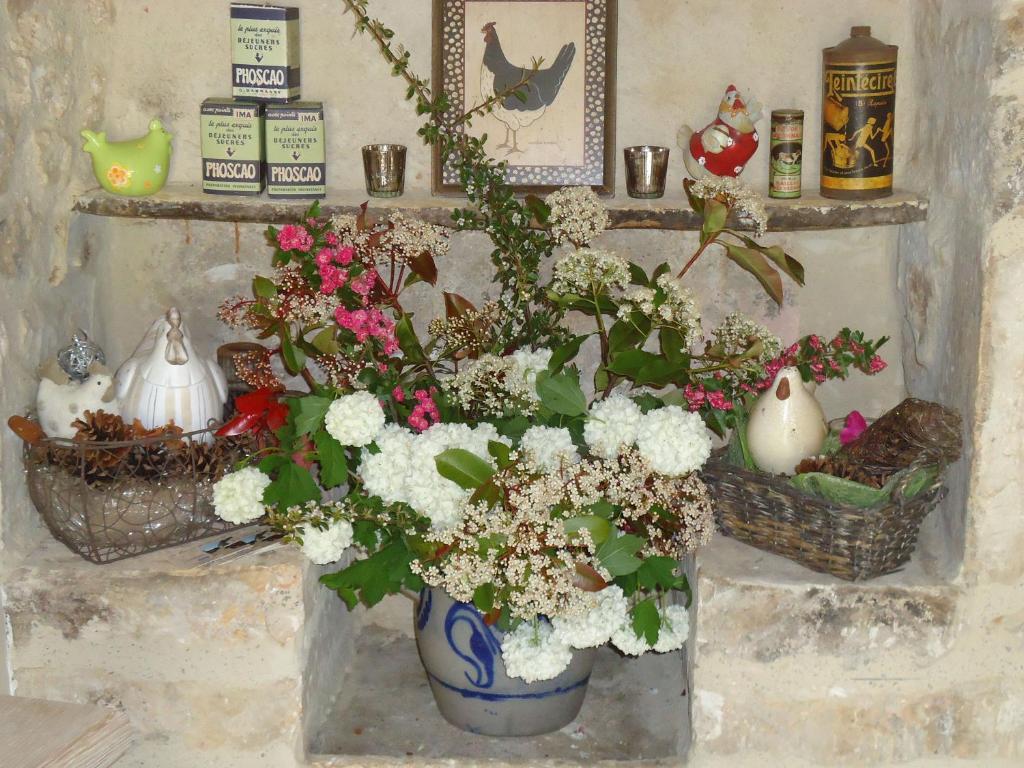 Maison D'Hotes La Maison De Leopold Terrasson Εξωτερικό φωτογραφία