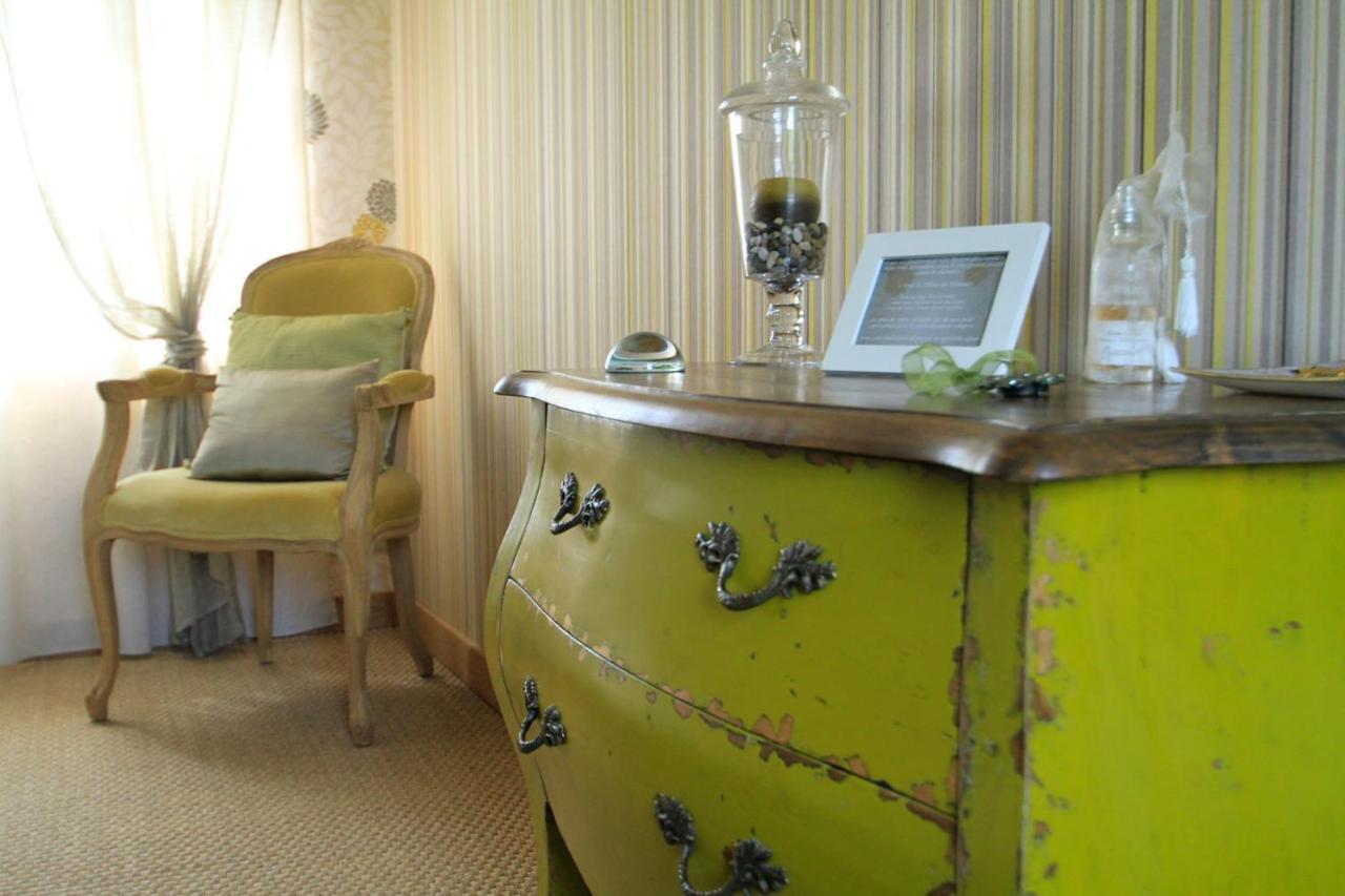 Maison D'Hotes La Maison De Leopold Terrasson Δωμάτιο φωτογραφία